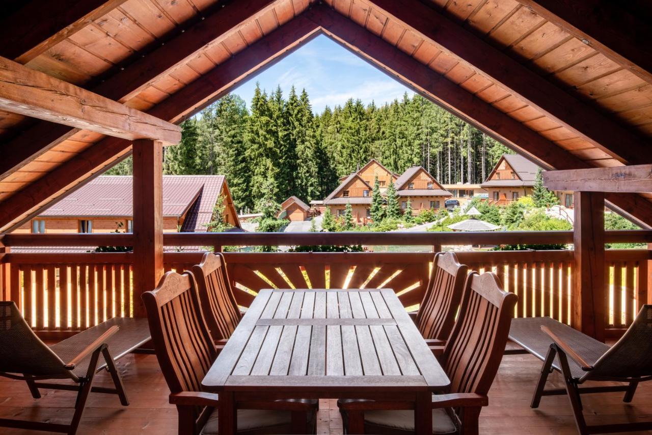 Wellness Hotel Ondrasuv Dvur Bila  Bagian luar foto