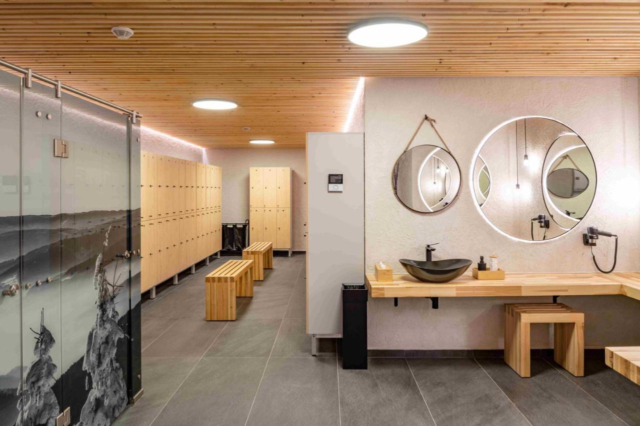 Wellness Hotel Ondrasuv Dvur Bila  Bagian luar foto