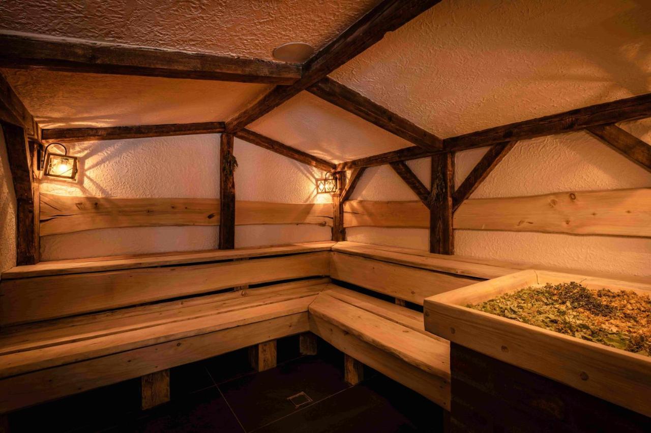 Wellness Hotel Ondrasuv Dvur Bila  Bagian luar foto