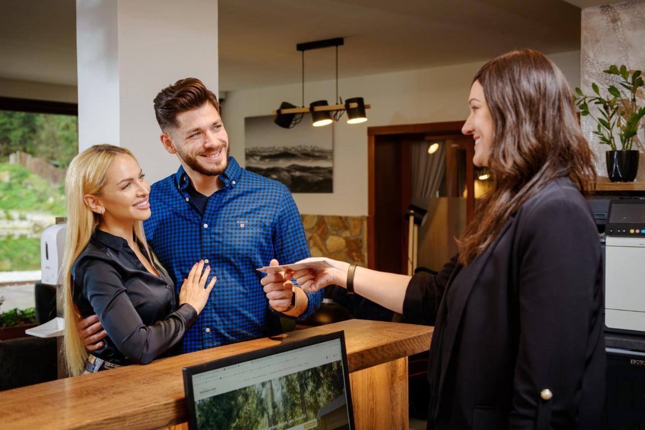 Wellness Hotel Ondrasuv Dvur Bila  Bagian luar foto