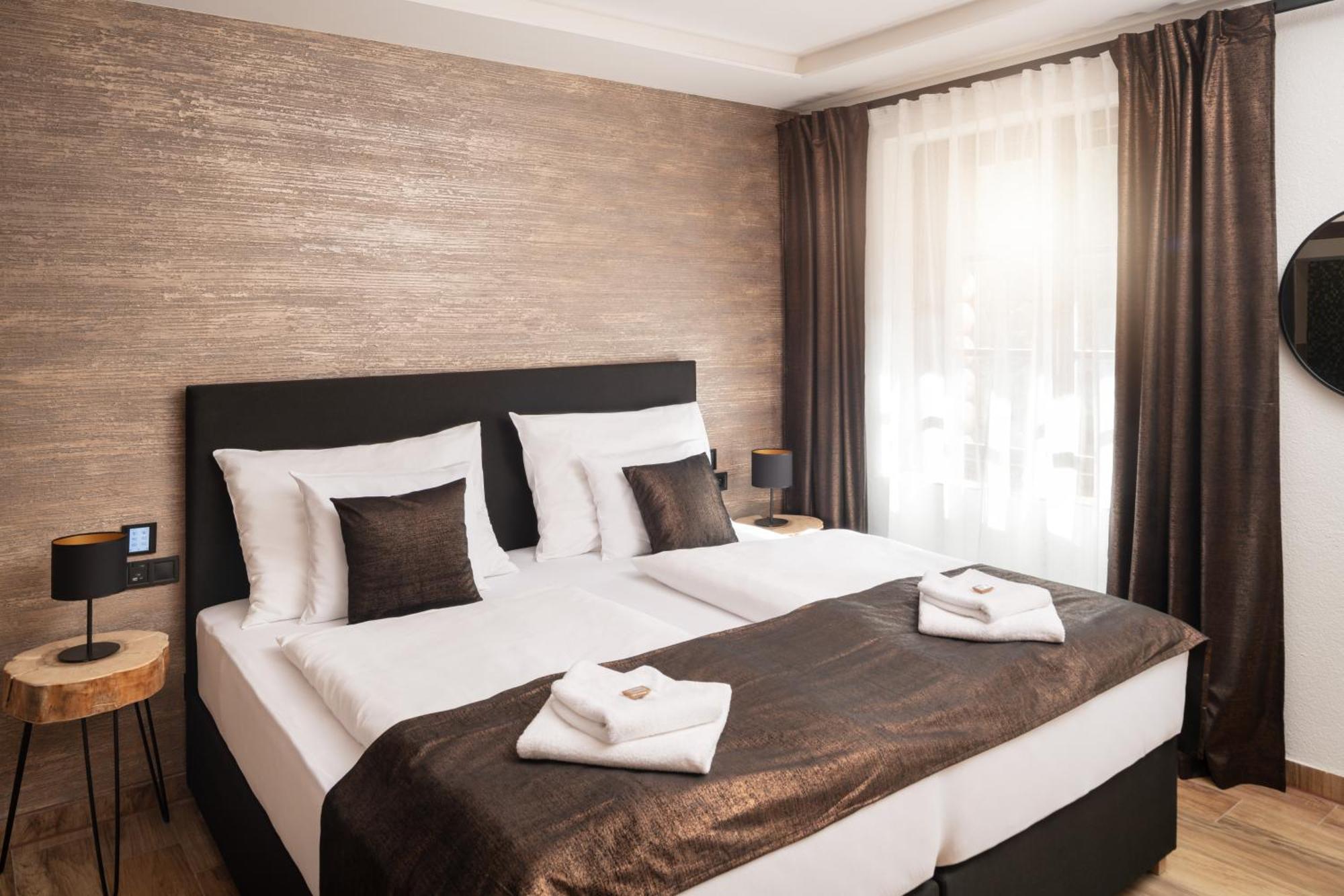 Wellness Hotel Ondrasuv Dvur Bila  Bagian luar foto