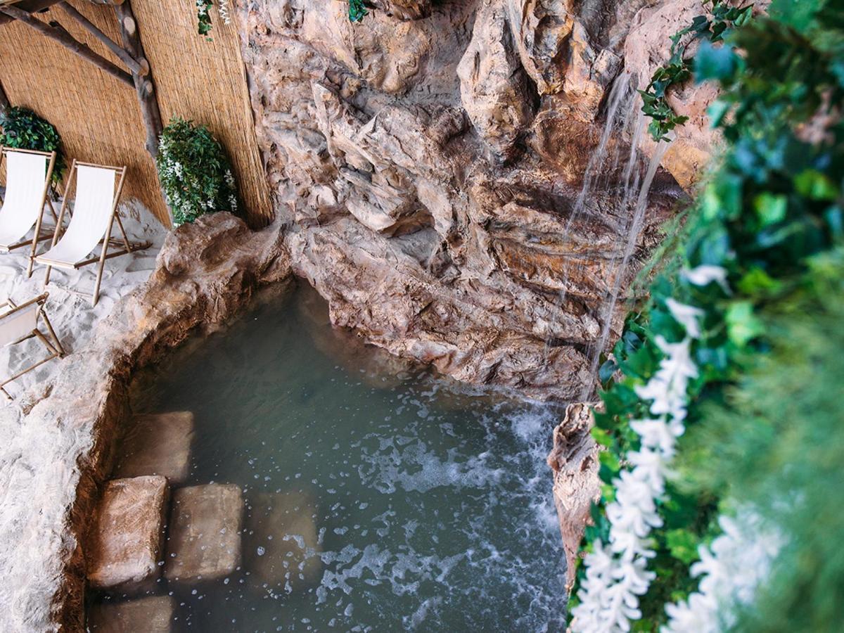 Wellness Hotel Ondrasuv Dvur Bila  Bagian luar foto
