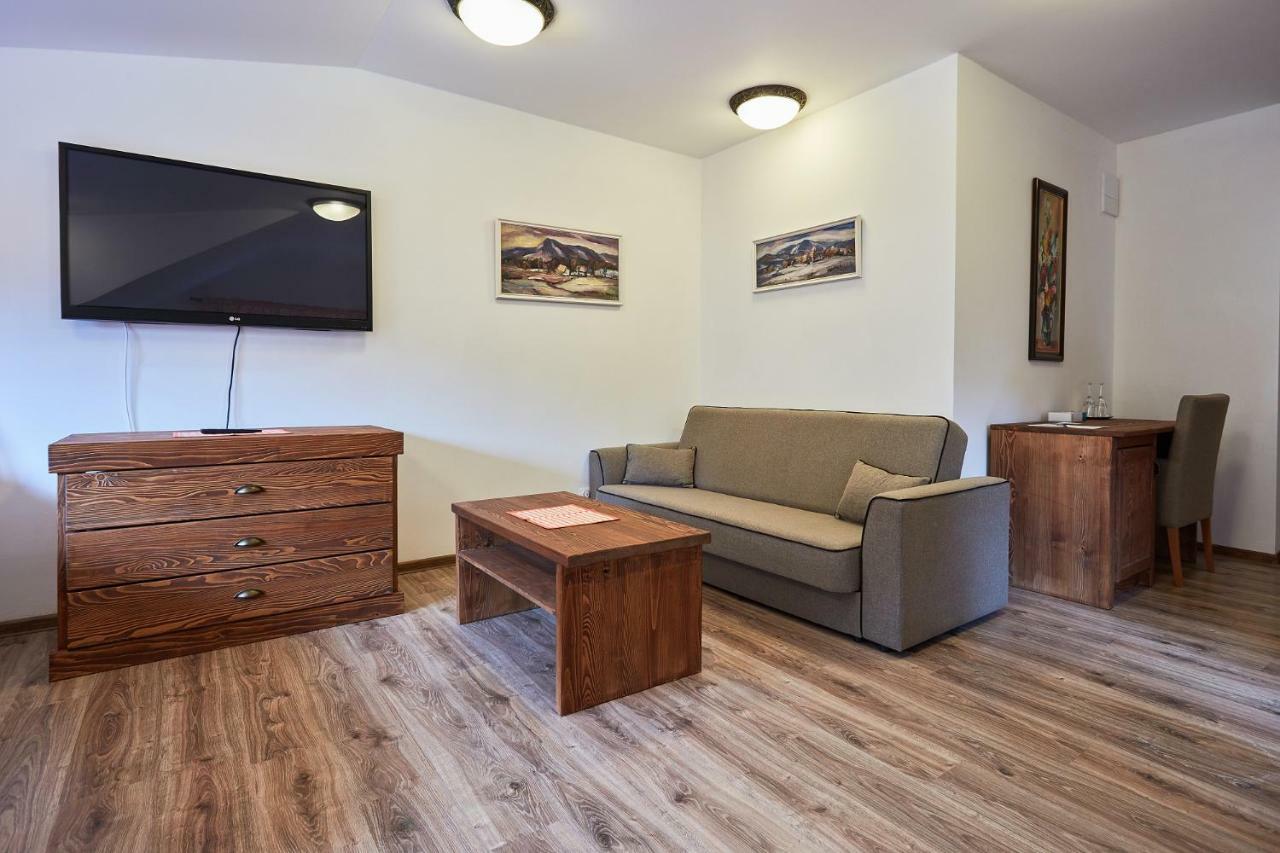 Wellness Hotel Ondrasuv Dvur Bila  Bagian luar foto